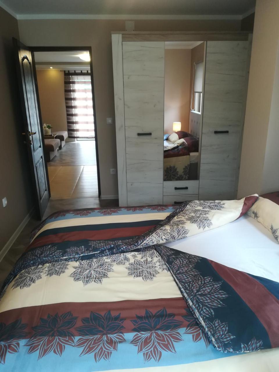 Apartman Bogic Golubac Buitenkant foto
