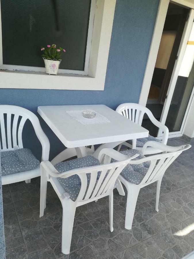 Apartman Bogic Golubac Buitenkant foto